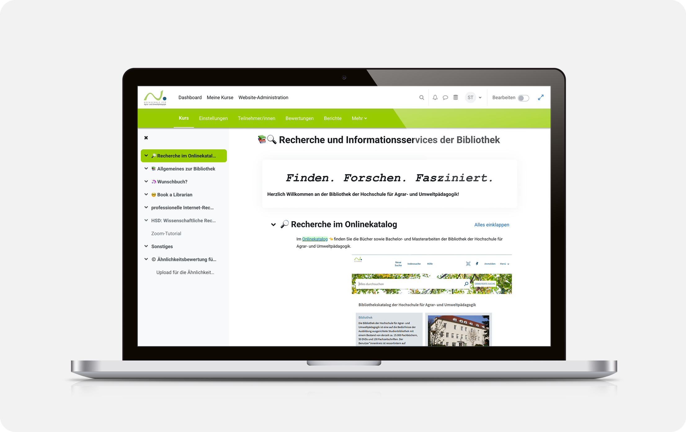 Moodle-Kursansicht der Bibliothek der HAUP auf Laptop